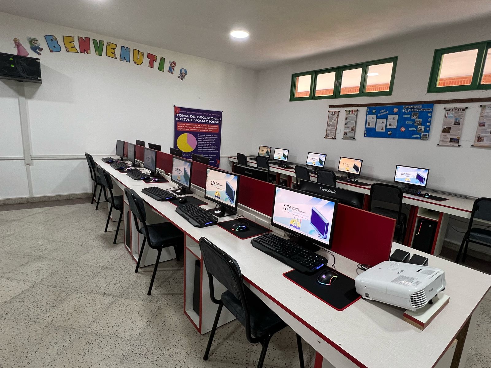 Software y licencias para instituciones